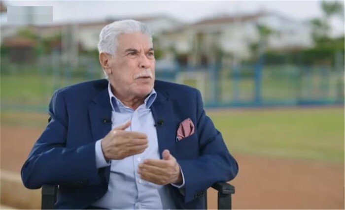 حسن شحاتة: تريزيجيه يستحق المشاركة أساسيًا أمام أستراليا.. ولا يجب المجازفة بمحمد صلاح