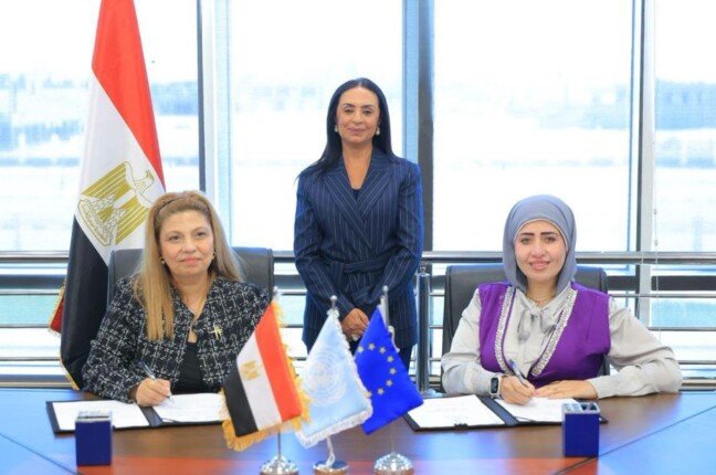 صندوق الصناعات الريفية يوقع بروتوكولات تعاون لدعم أنشطة التمويل متناهي الصغر
