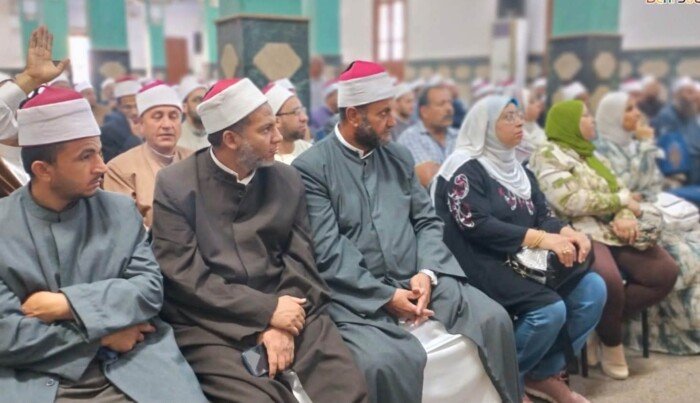 مدير «تعليم بني سويف» يستعرض تنفيذ البرنامج العلاجي للطلاب استعدادًا للعام الدراسي الجديد