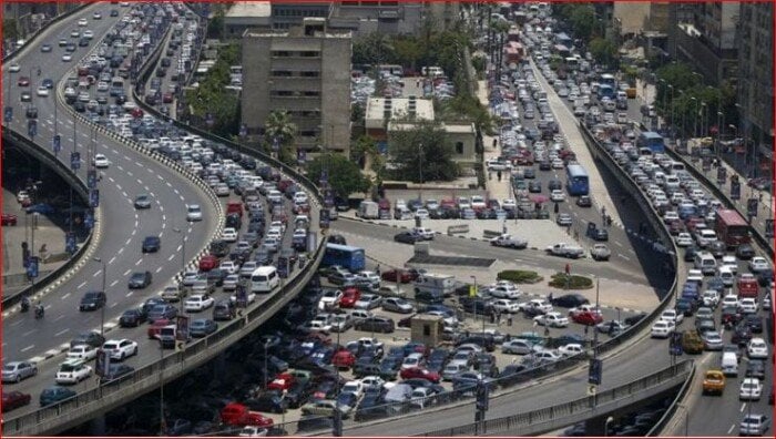 قبل ما تتحرك من بيتك.. خريطة الزحام المروري بطرق ومحاور القاهرة والجيزة