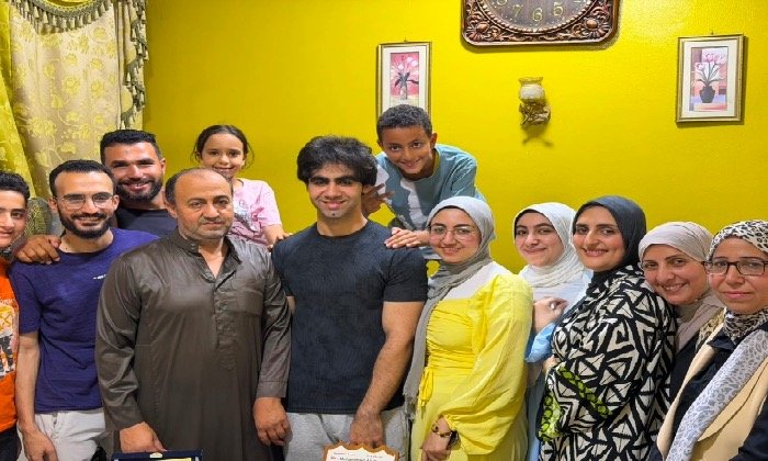 316 درجة تقوده إلى حلم الطب.. يوسف الباجوري ابن الشرقية: طاعة الوالدين وتنظيم الوقت سر تفوقي