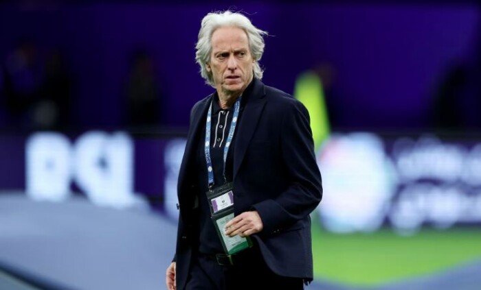 أول تعليق من جيسوس بعد تعيينه مدربًا لمنتخب البرتغال: «رونالدو لن يكون أبدًا مشكلة»
