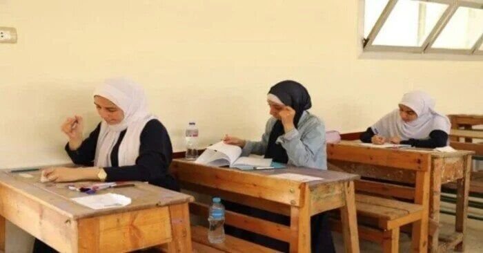 وسط استعدادات مكثفة.. انطلاق امتحان الأحياء لطلاب الثانوية العامة 2026 شعبة علمي علوم
