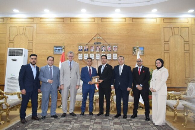 رئيس جامعة بنها يستعرض متطلبات اعتماد مستشفى الجراحة الجامعي