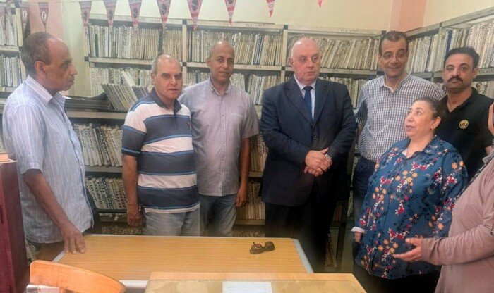 «رئيس الإذاعة المصرية» يتفقد كنوز إذاعة القاهرة الكبرى.. صور