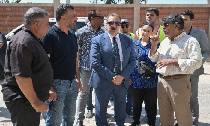 محافظ بورسعيد يتفقد أعمال تطوير ورفع كفاءة 3 مناطق سكنية بحى الزهور