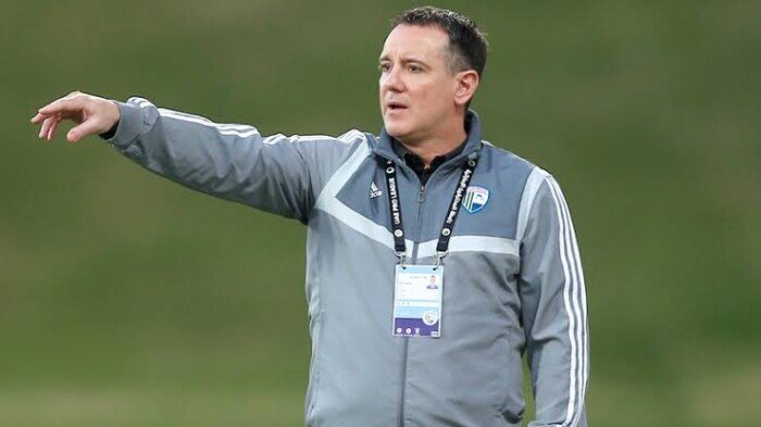 عاجل.. الصربي فوك راشوفيتش المرشح الأقرب لتدريب الزمالك
