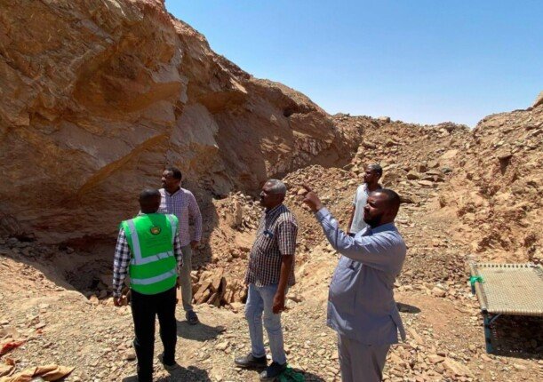 كارثة في السودان.. 15 قتيلًا ومصابًا في انهيار منجم بالولاية الشمالية