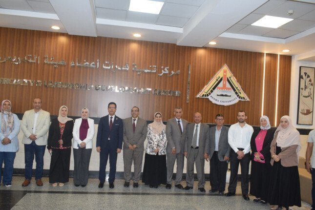 رئيس جامعة بنها يفتتح دورة «تقييم البرامج الأكاديمية» استعداداً للاعتماد المؤسسي والبرامجي