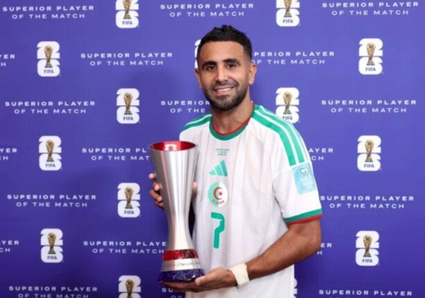 رياض محرز يعلن اعتزاله اللعب دوليًا بعد كأس العالم 2026
