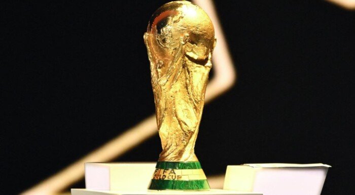 فيفا يدرس زيادة منتخبات كأس العالم 2030 إلى 64 فريقًا