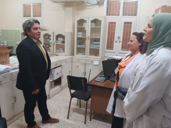 مدير تأمين بني سويف يتفقد عيادة الفشن ويوجه بتحسين الخدمات