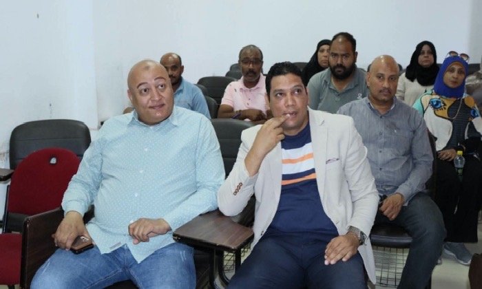مستشفيات قنا الجامعية تطور تطبيق «عدل» لتعزيز الحوكمة الرقمية