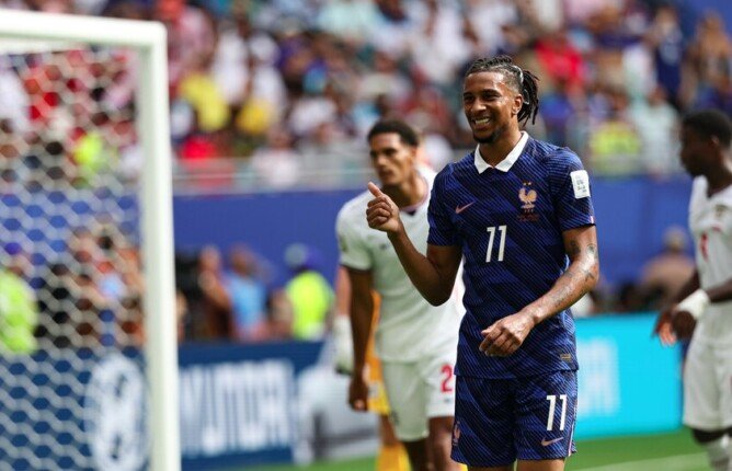 حطم رقم بيليه الصامد منذ 56 عاماً.. مايكل أوليس يكتب التاريخ مع فرنسا في كأس العالم 2026