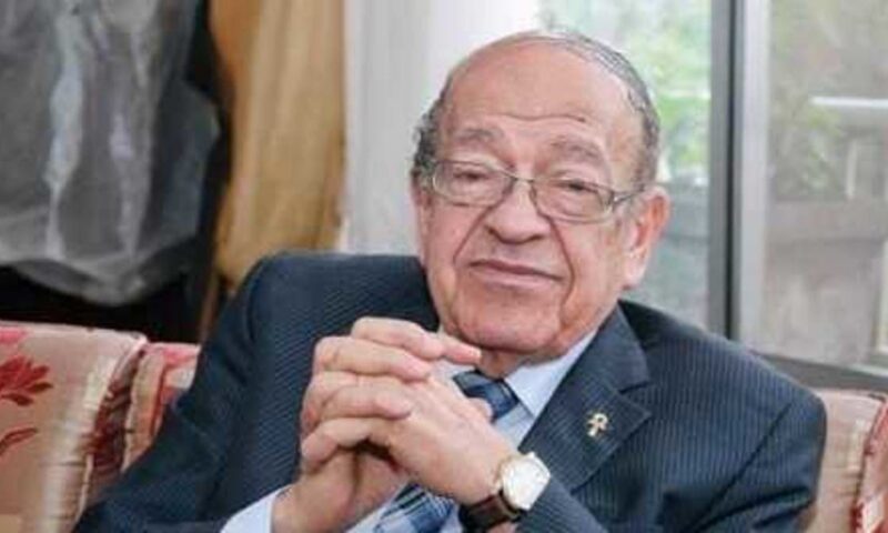 خلاف حول الحضارة المصرية.. شكوى رسمية من زاهي حواس ضد وسيم السيسي