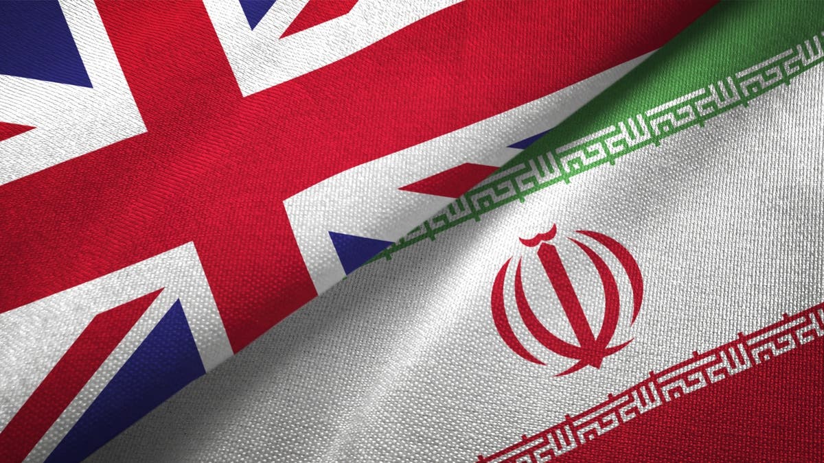 إيران تستدعي مبعوث بريطانيا بعد تصنيف الحرس الثوري “تهديداً أمنياً”
