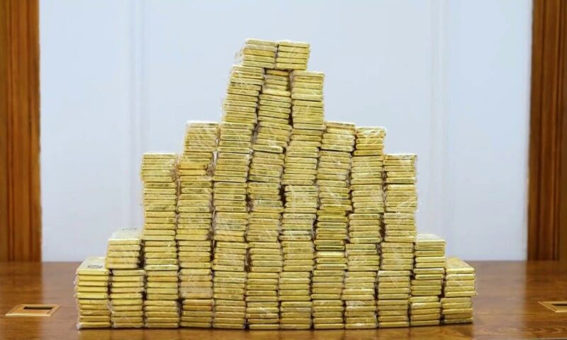 حصيلة الفساد بقضية “مصافي النفط” في العراق ترتفع إلى 213 مليار دينار و400 كيلوغرام ذهب
