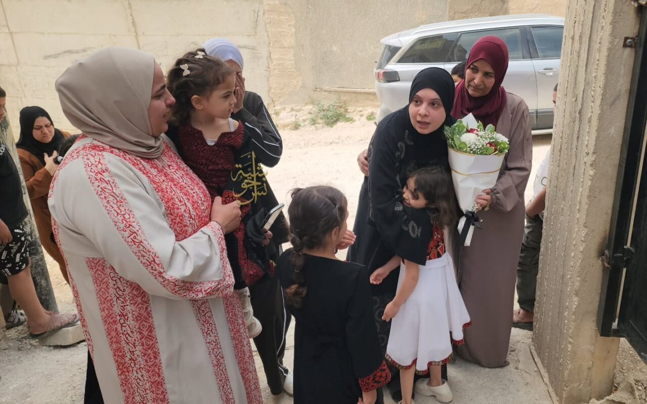 من سجون الاحتلال إلى سجون السلطة.. إدانات لاعتقال الأسيرة المحررة شيماء أبو غالي في جنين