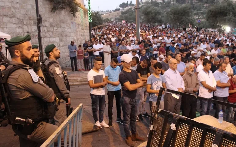 هبة باب الأسباط جولة من جولات الحق في ميدان العمل