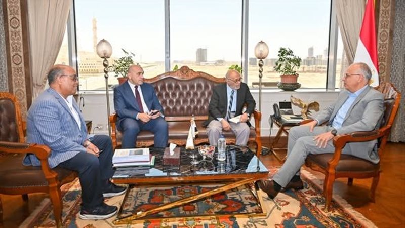 وزير الري يوجه بإعداد دليل استرشادي لتشغيل القناطر وإدارة الأزمات في حالة الطوارئ
