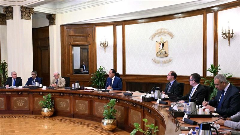 رئيس الوزراء يتابع ملف تسوية مديونية المؤسسات الصحفية القومية