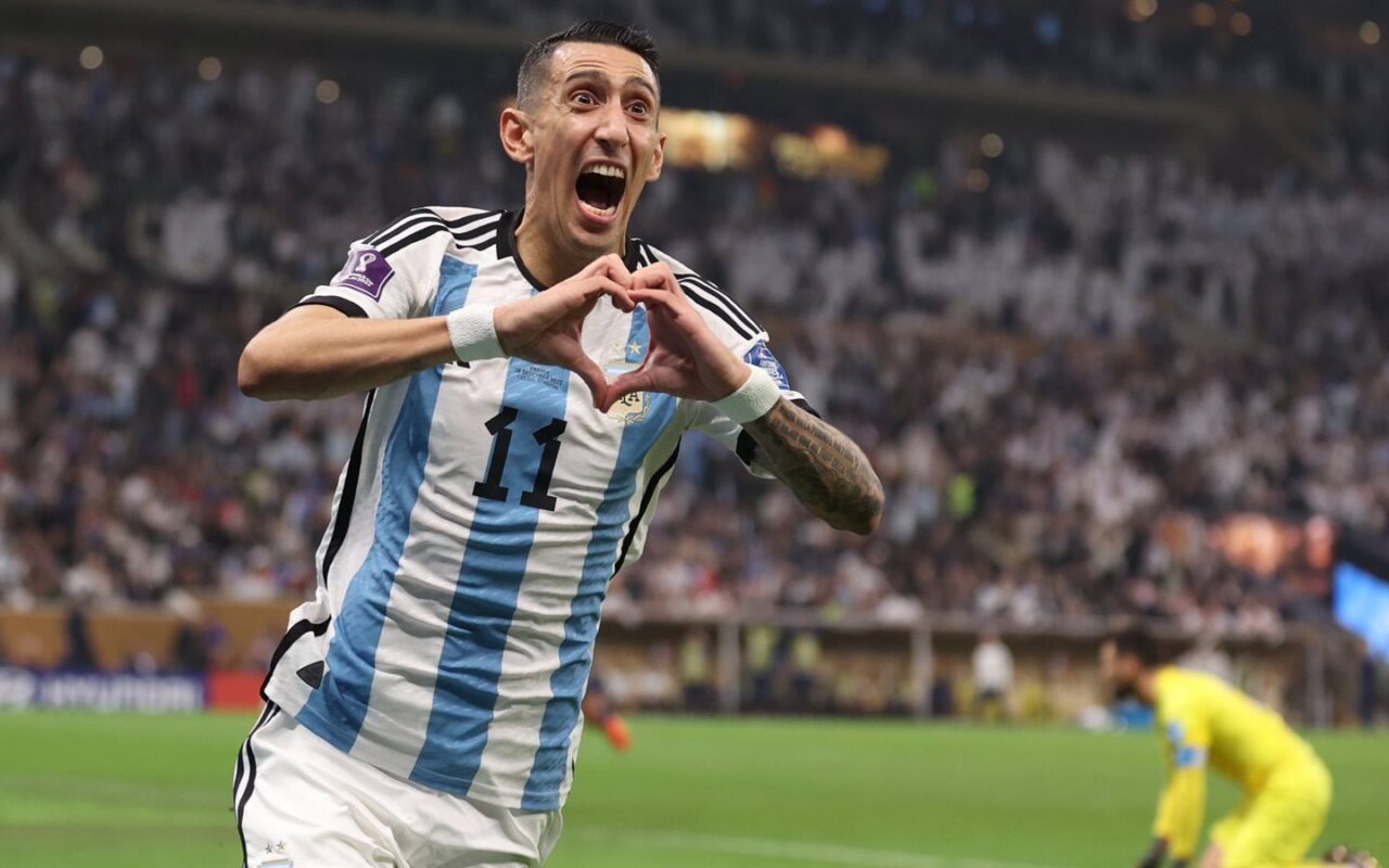 دي ماريا يوجه رسالة للاعبي منتخب الأرجنتين: أستمروا في الاستمتاع وسنسعد