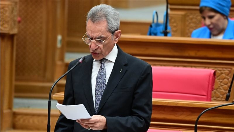 وزير الشئون النيابية يرد على ضياء داوود بشأن غياب الحكومة