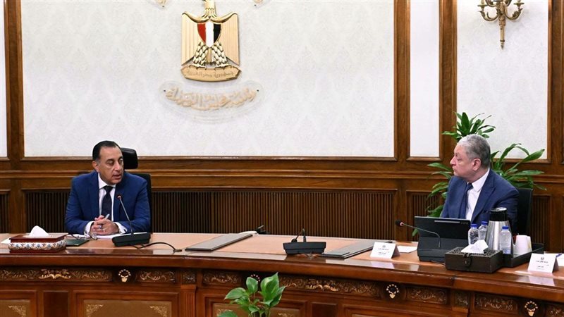 رئيس الوزراء يتابع الاستعدادات الجارية لبدء تنفيذ مشروعات المرحلة الثانية من “حياة كريمة”