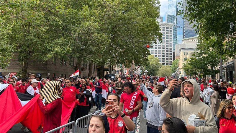 بالزي الفرعوني، الجماهير المصرية تشعل الأجواء في تكساس قبل مواجهة أستراليا