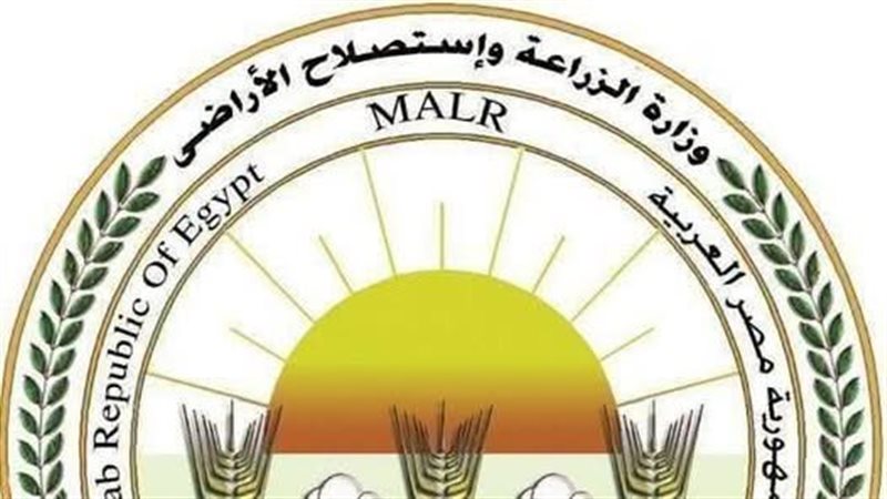 إحالة المخالفين للنيابة العامة، “الزراعة” تضبط مصنعا غير مرخص ومبيدات محظورة وتقاوي مجهولة