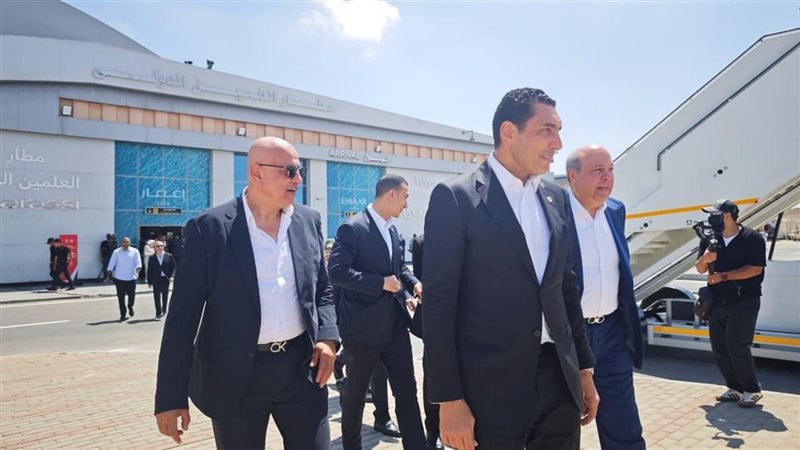 الحفني: المنتخب سطّر صفحةً مضيئة في تاريخ الكرة المصرية.. والطيران سخّر جميع إمكاناته لدعم البعثة