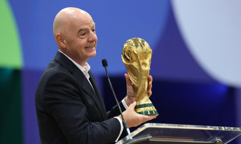 إنفانتينو يعلن إلغاء خطط بيع الفيفا حصة في كأس العالم مقابل 20 مليار دولار