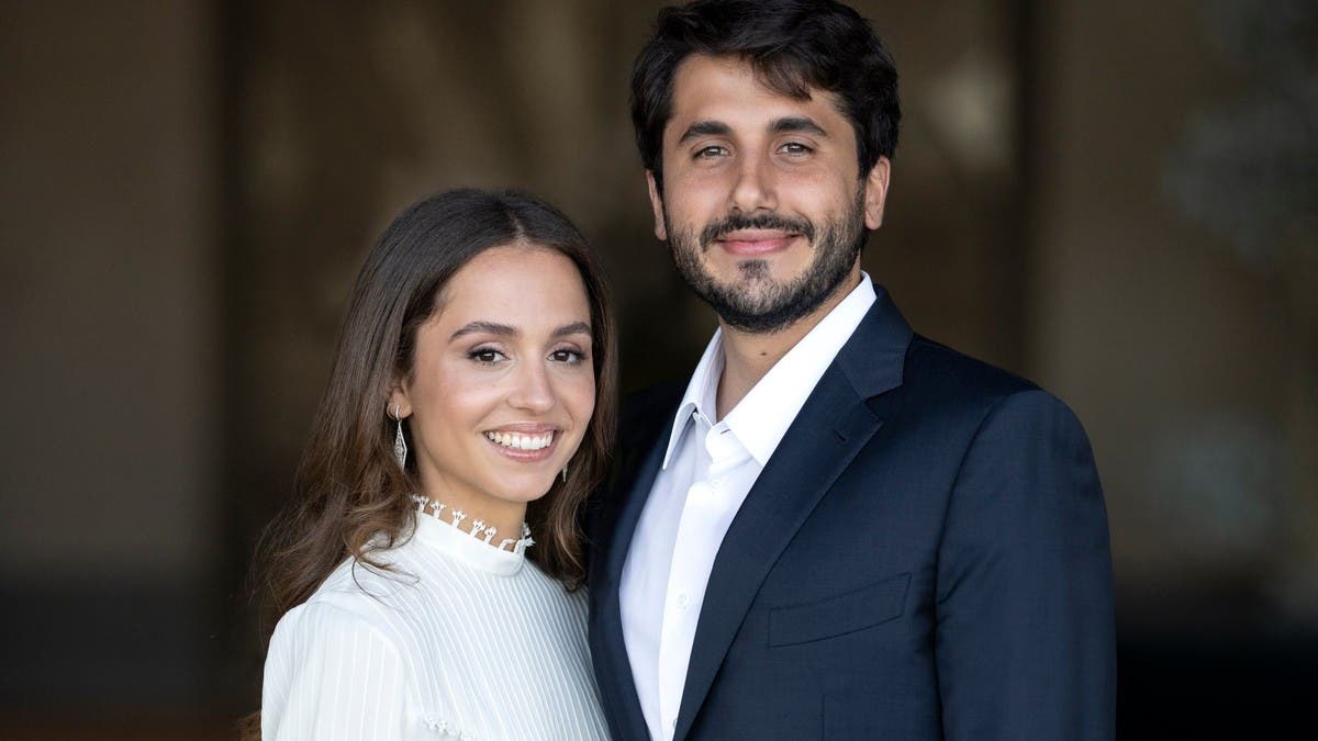 الأميرة إيمان بنت عبدالله الثاني ترزق بتوأم من البنات