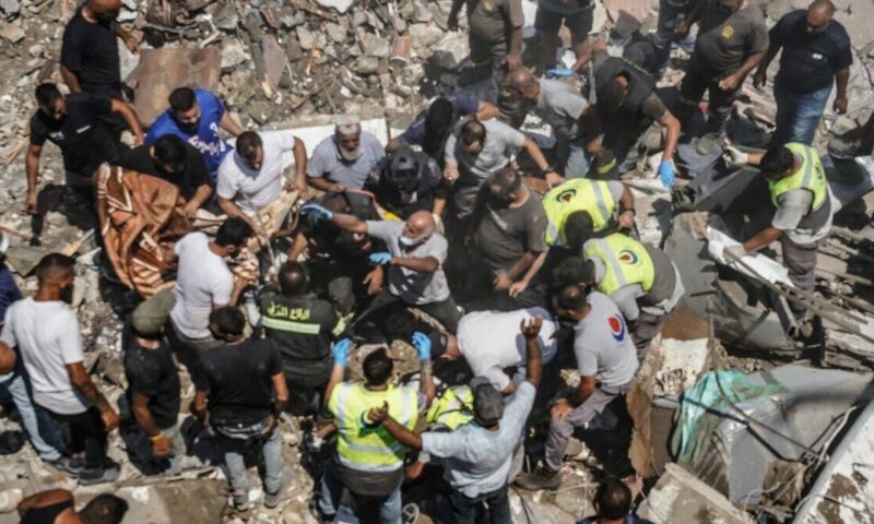 11 قتيلاً و19 جريحاً في غارات إسرائيلية بجنوب لبنان 