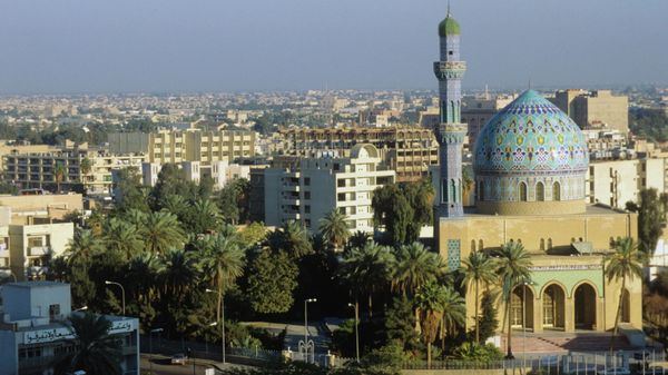 من المراقد إلى المواقع الأثرية… كيف عصفت الحرب في السياحة العراقية… فيديو
