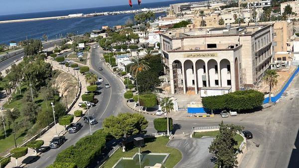 ليبيا ومصر.. زيارات رسمية وتحركات إقليمية لرسم ملامح التسوية السياسية