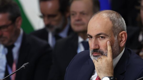 الحكومة الأرمينية تقدم استقالتها في أول أيام انعقاد البرلمان الجديد – باشينيان