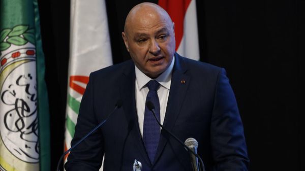 ‏الرئيس اللبناني: نخوض حرباً ضد البعض الذي يرفض منطق الدولة