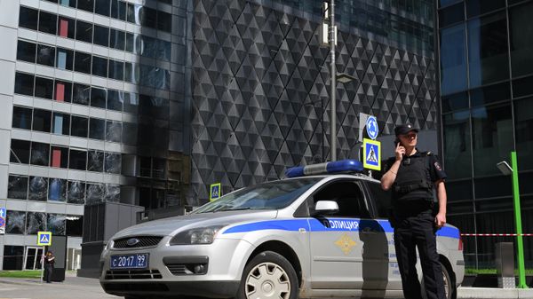 الداخلية الروسية: مقتل 3 أشخاص وإصابة 15 آخرين في انفجار قرب مقهى في موسكو