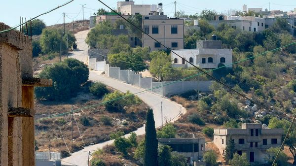 “حماس”: العمليات الإسرائيلية شمال القدس تمثل تطبيقا عمليا لمخططات الضم