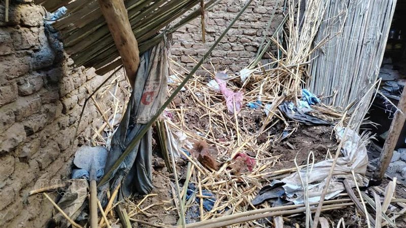 انهيار منزل مبني من الطوب اللبن بجوار كنيسة العذراء في قنا