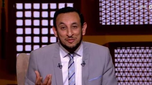رمضان عبدالمعز: الزلازل آيات للتذكير.. والمؤمن يعتبر بكل مشهد كوني ويحوّله لزيادة في الإيمان