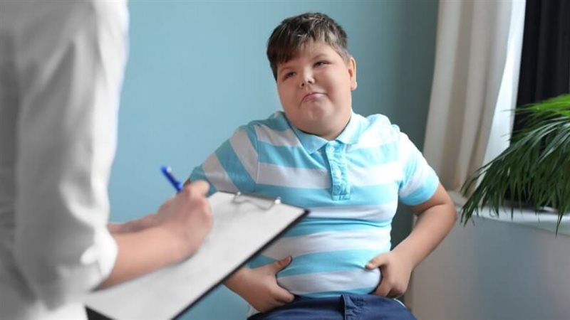 أسباب السمنة عند الأطفال ومخاطرها وطرق علاجها