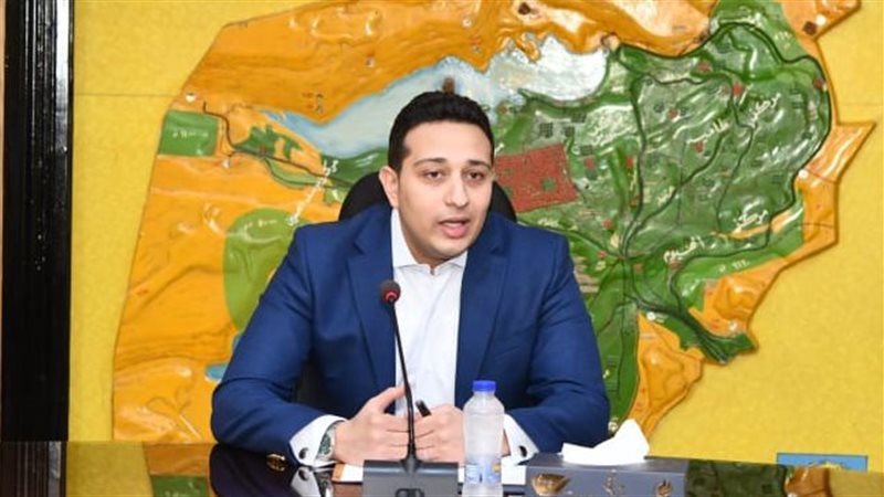 نائب محافظ الفيوم يناقش استعدادات إقامة ملتقي توظيفي الشهر المقبل
