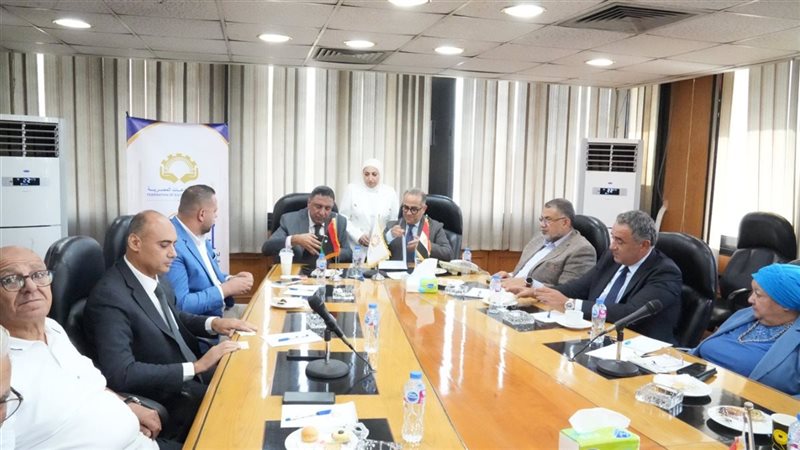 اتحاد الصناعات وغرف بنغازي يوقعان بروتوكولا لإطلاق معرض للتكامل الصناعي المصري الليبي