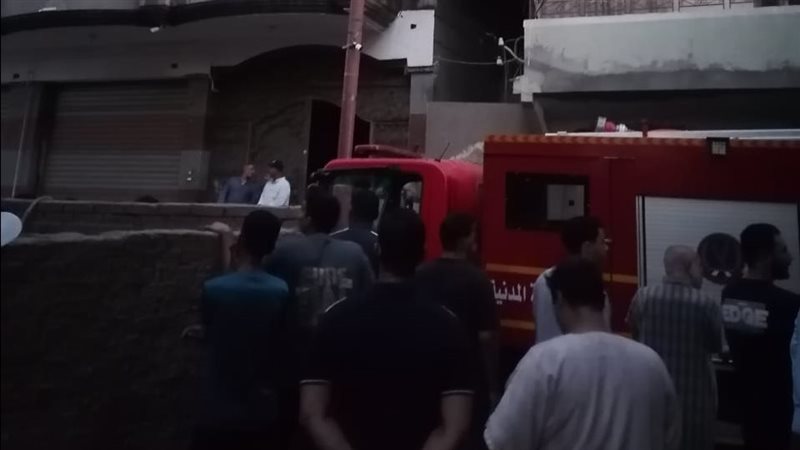 السيطرة على حريق هائل داخل شقة سكنية بكفر الزيات في الغربية