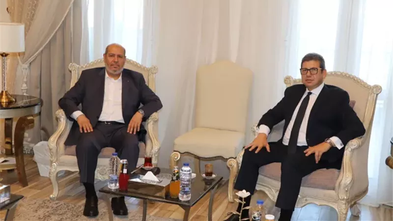 “القاهرة الإخبارية”: رئيس جهاز المخابرات العامة المصرية يستقبل وفدا من حركة حماس