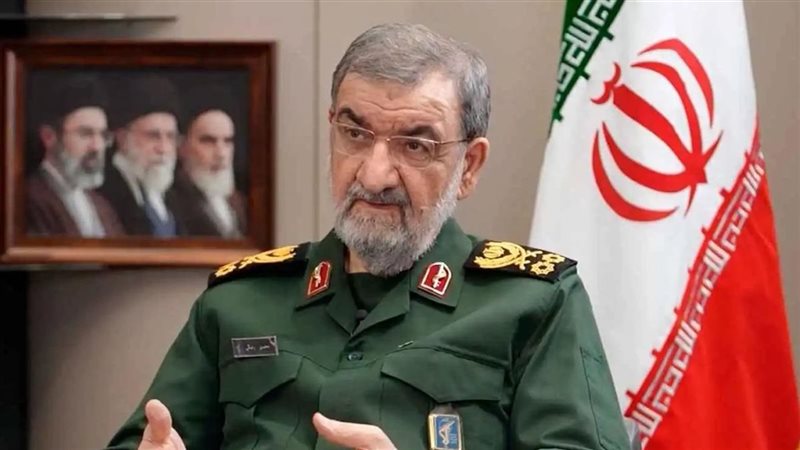 محسن رضائي: إيران ستتفاوض مع الدول المحيطة كي لا تساعد واشنطن وإذا واصلت سنستهدفها
