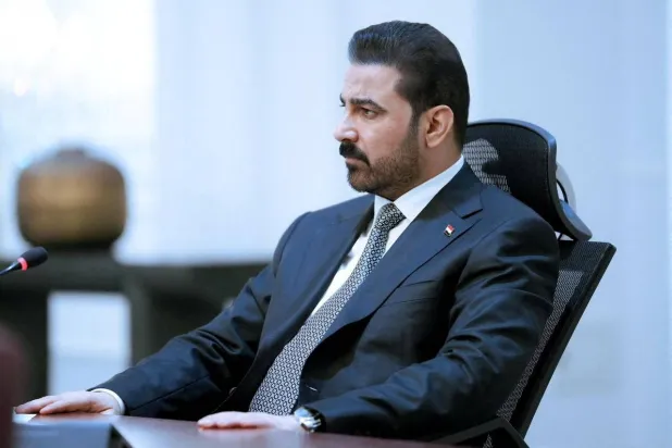 ضغوط سياسية على الزيدي لوقف مكافحة الفساد