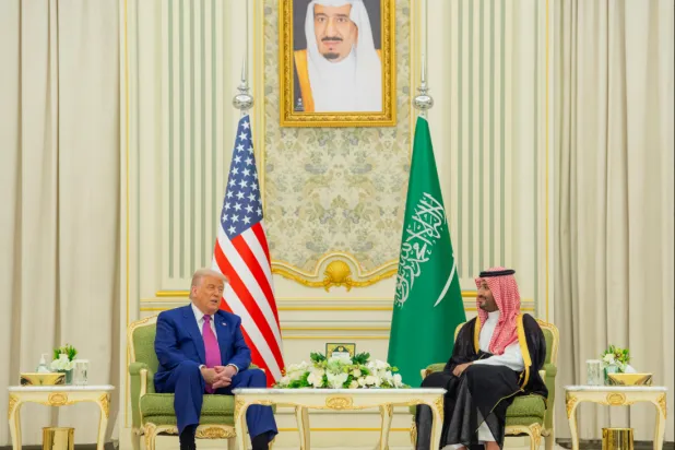 محمد بن سلمان يؤكد لترمب ضرورة تغليب لغة الحوار لخفض التصعيد في المنطقة
